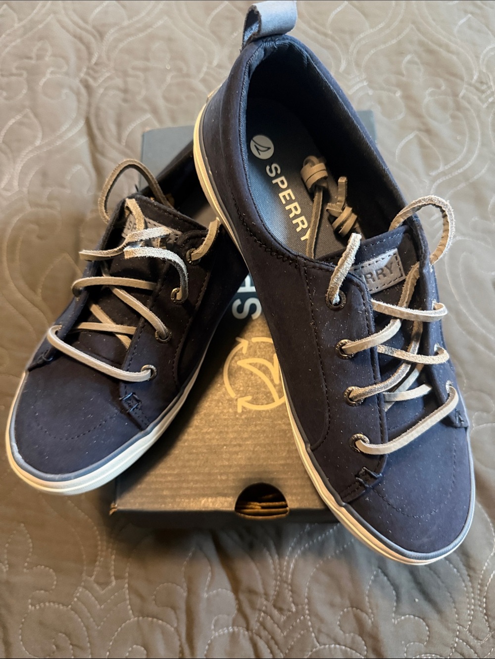 Sperry Navy Canvas Sneakers with Gray Laces w Original Box (New or Like New)